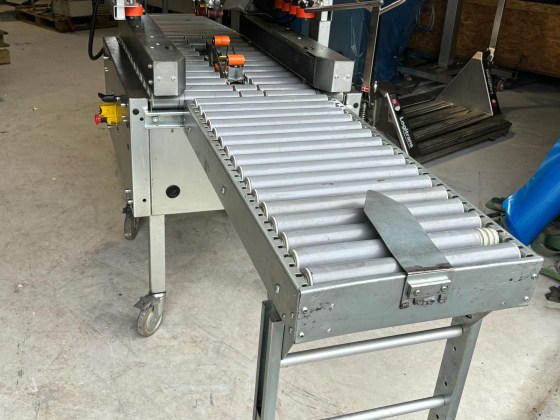 Soco T10 Case Sealer Infeed Outfeed Gravity Conveyors Pic 08